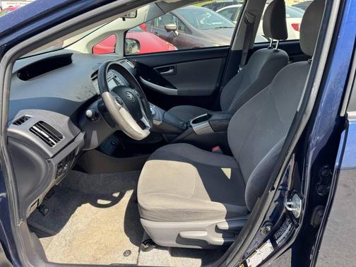 Nautical Blue Metallic 2015 Toyota Prius Two