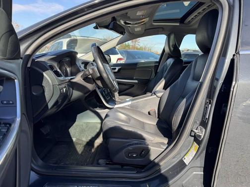 2015 Volvo S60 T5 Premier Plus