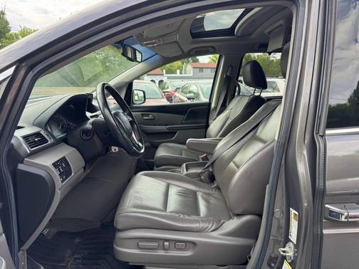 Polished Metal Metallic 2012 Honda Odyssey Touring