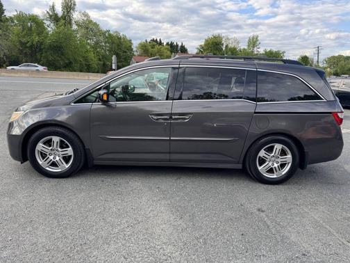 Polished Metal Metallic 2012 Honda Odyssey Touring