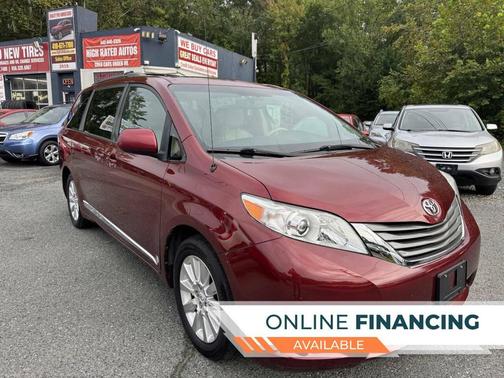 2011 Toyota Sienna XLE
