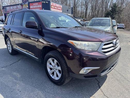 2013 Toyota Highlander SE