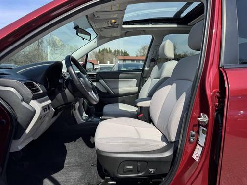 Venetian Red Pearl 2018 Subaru Forester 2.5i Premium