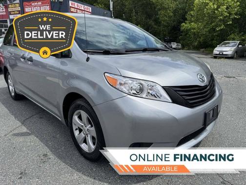 2011 Toyota Sienna LE