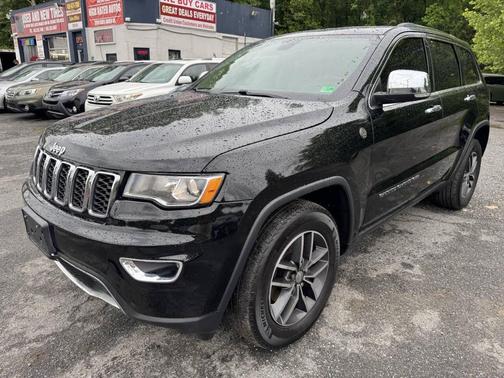 Diamond Black Crystal Pearlcoat 2018 Jeep Grand Cherokee Limited