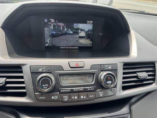 WHITE 2015 Honda Odyssey Touring