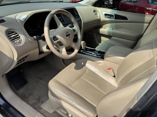 2014 Nissan Pathfinder Platinum
