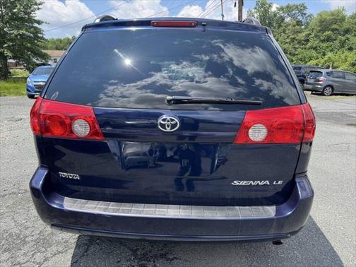 2007 Toyota Sienna LE