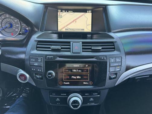 Alabaster Silver Metallic 2015 Honda Crosstour EX