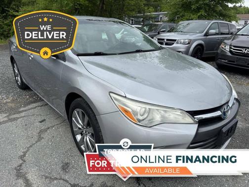 Celestial Silver Metallic 2015 Toyota Camry Hybrid XLE