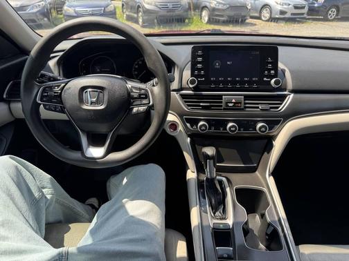 Radiant Red Metallic 2018 Honda Accord LX