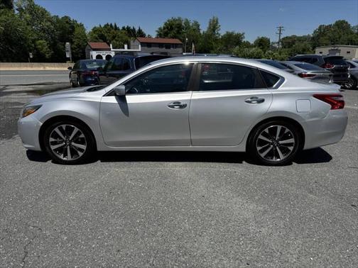 2016 Nissan Altima 2.5 SR