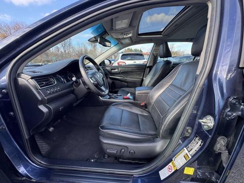 2015 Toyota Camry Hybrid HYBRID