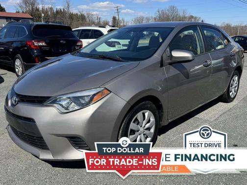 BROWN 2016 Toyota Corolla LE