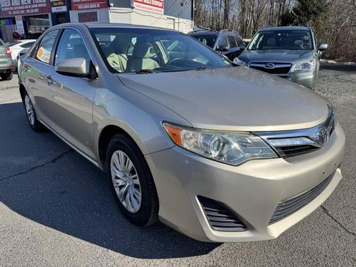 2013 Toyota Camry LE