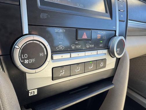 2013 Toyota Camry LE