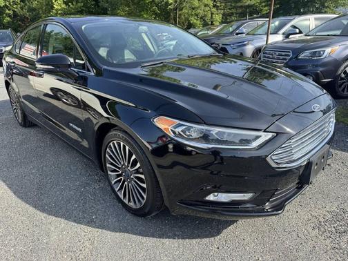 Shadow Black 2017 Ford Fusion Hybrid SE