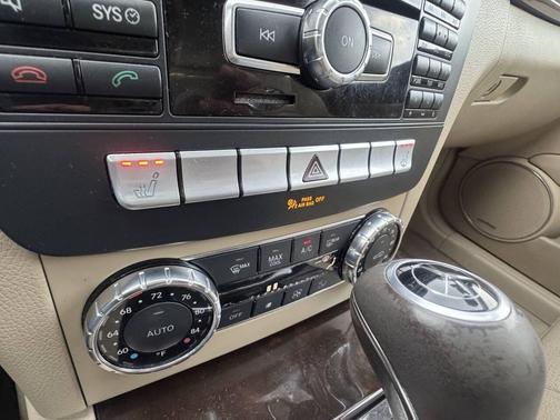 2012 Mercedes-Benz C-Class C 300 4MATIC