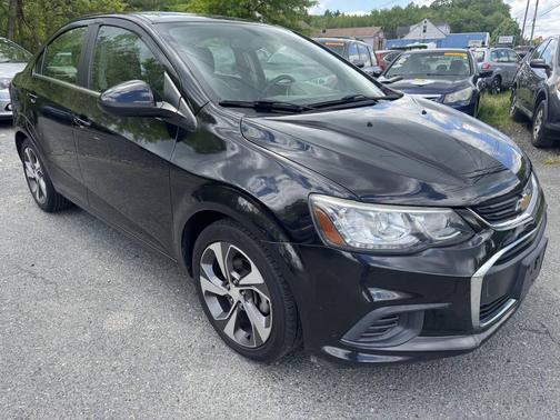 Mosaic Black Metallic 2018 Chevrolet Sonic Premier