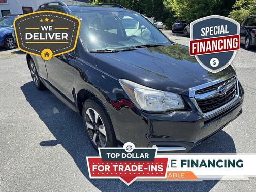 Crystal Black Silica 2017 Subaru Forester 2.5i Premium