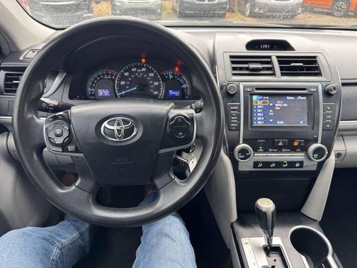 2013 Toyota Camry LE