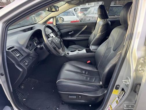 2013 Toyota Venza XLE