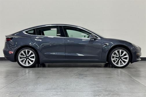 2017 Tesla Model 3 Long Range
