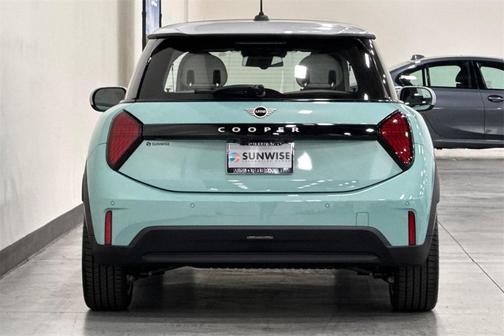 2025 MINI Hardtop Cooper