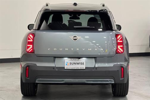 2025 MINI Countryman Base