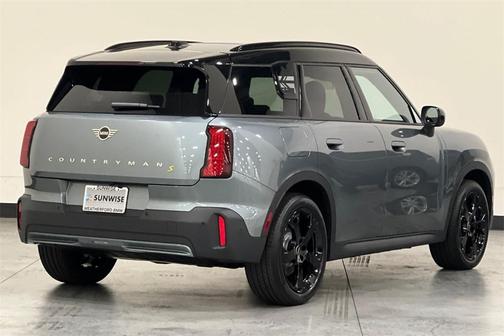 2025 MINI Countryman Base
