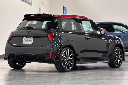 2025 MINI Hardtop JCW