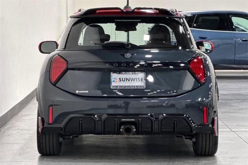 2025 MINI Hardtop JCW