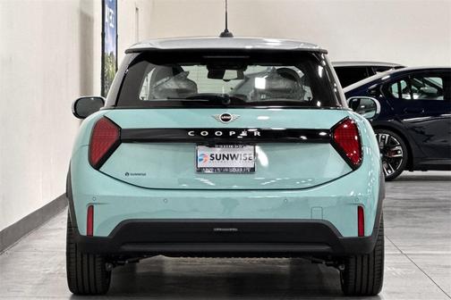 2025 MINI Hardtop Cooper
