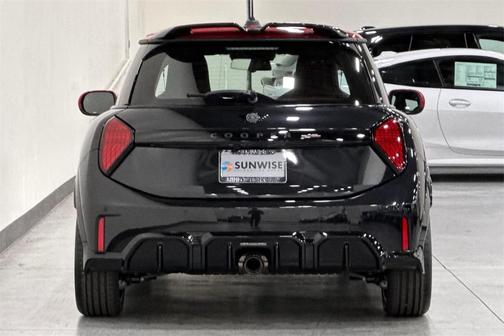 2025 MINI Hardtop JCW