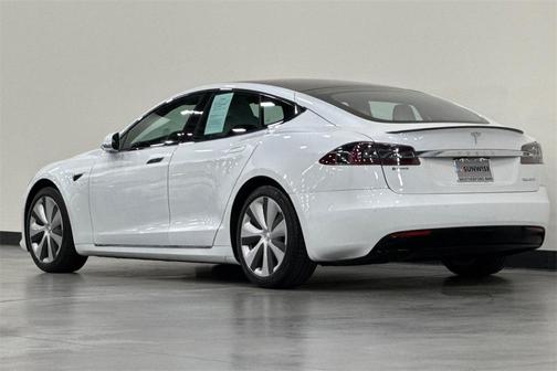 2020 Tesla Model S Performance