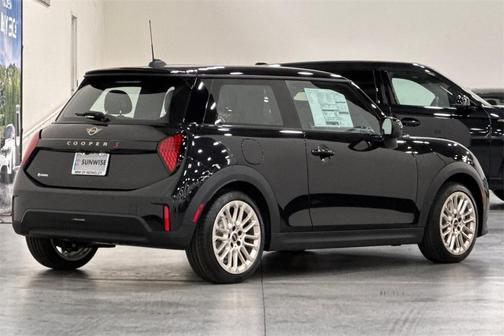 2025 MINI Hardtop Cooper S
