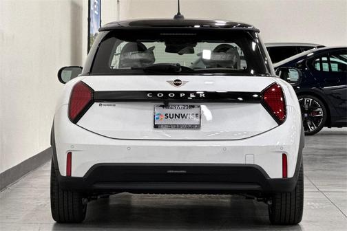 2025 MINI Hardtop Cooper