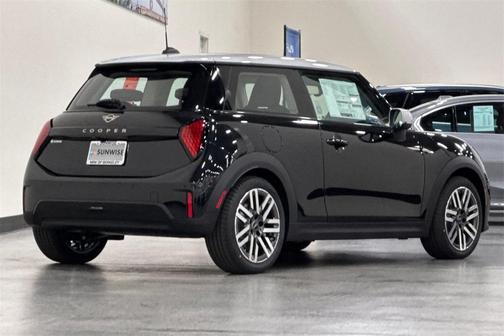 2025 MINI Hardtop Cooper