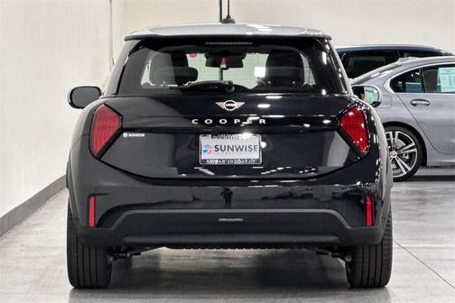 2025 MINI Hardtop Cooper
