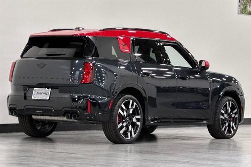 2025 MINI Countryman John Cooper Works