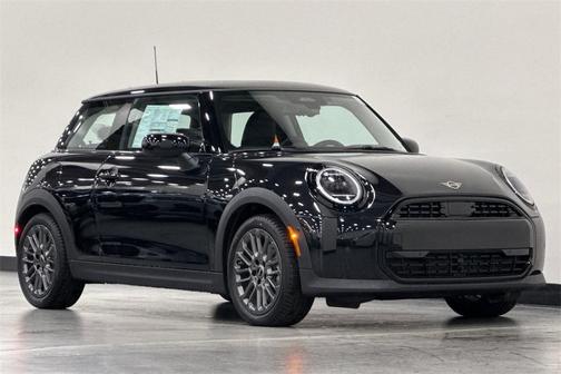 2025 MINI Hardtop Cooper