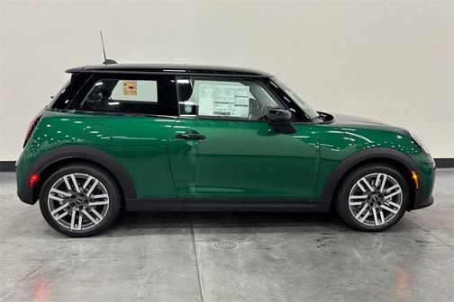 2025 MINI Hardtop Cooper