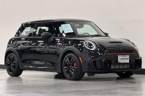 2023 MINI Hardtop Cooper