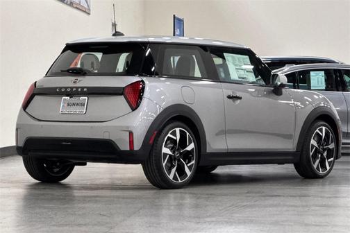 2025 MINI Hardtop Cooper