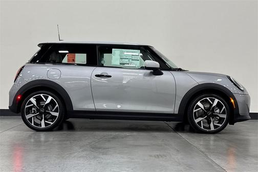 2025 MINI Hardtop Cooper
