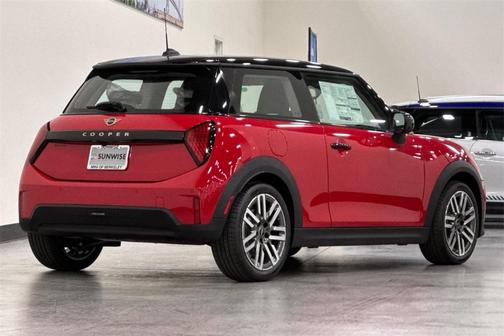 2025 MINI Hardtop Cooper