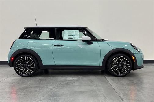 2025 MINI Hardtop Cooper