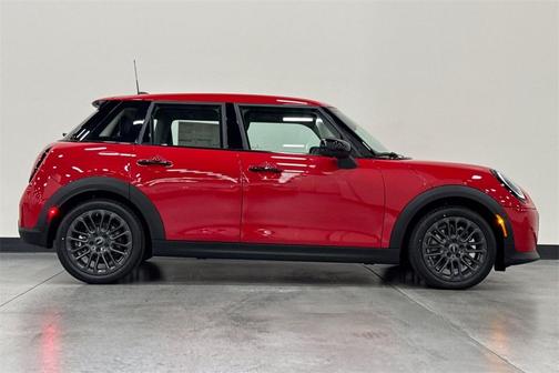 2025 MINI Hardtop C Signature Trim