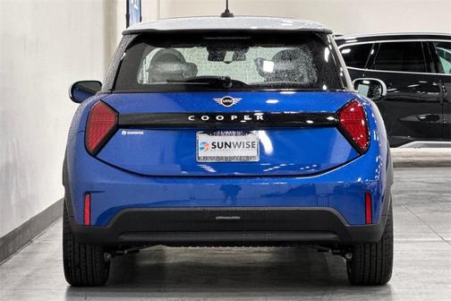 2025 MINI Hardtop Cooper