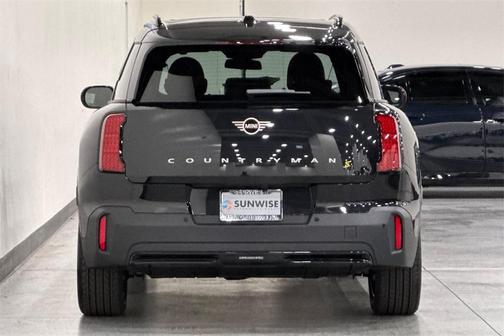 2025 MINI Countryman Base